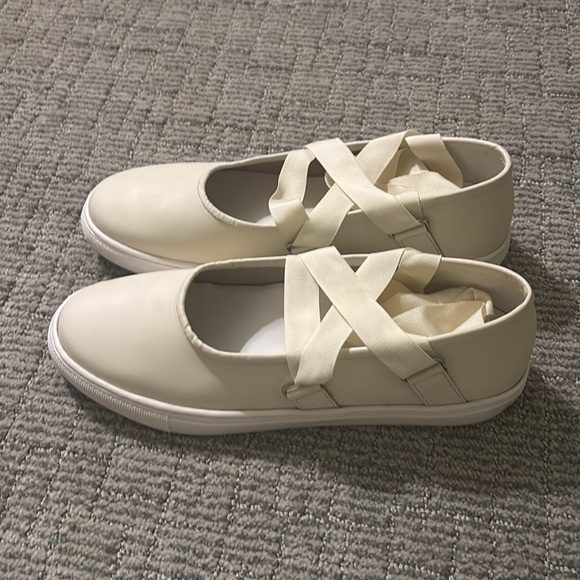 Seychelles Ribbons Lace-Up Flats - Size 10 - Picture 4 of 7